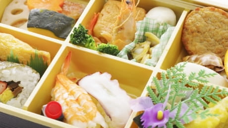 通夜の食事