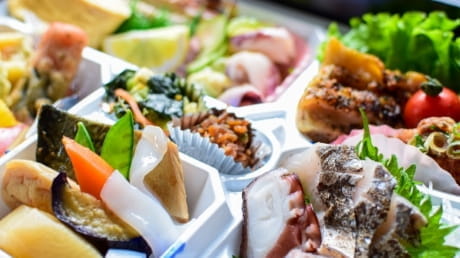 葬儀後の食事
