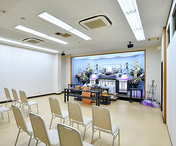 25名までの家族葬に最適なこころ斎苑 牛久の小ホール